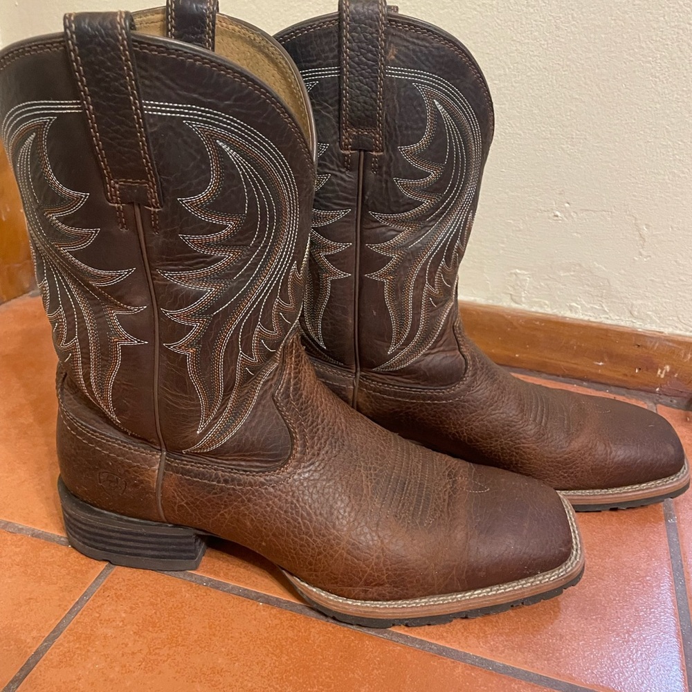 Ariat Cowboy boots